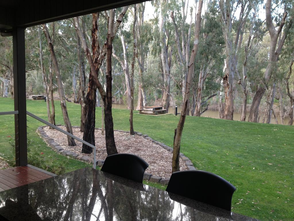 Riverspa Apartments Moama Luaran gambar